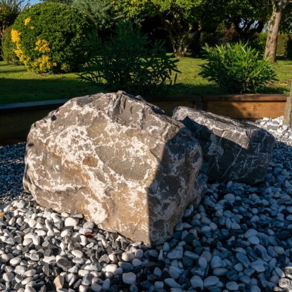 enrochement pierre rocher calcaire gris